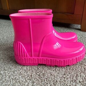 UGG Drizlita Hot Pink Shearling Insole Short Rubber Boots Size 8